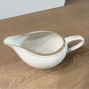 VTG  Royalton China Co Translucent Porcelain Gravy Boat NoUnderplate Replacement